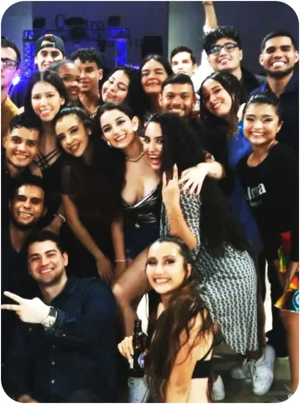 Fotografia del grupo de baile